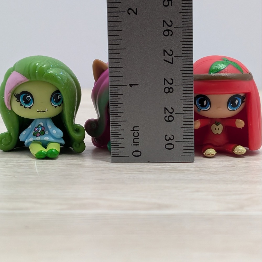 Monster High Minis Lot Venus McFlytrap Clawdeen Cleo de Nile Candy Fruit Mermaid - Picture 4 of 7
